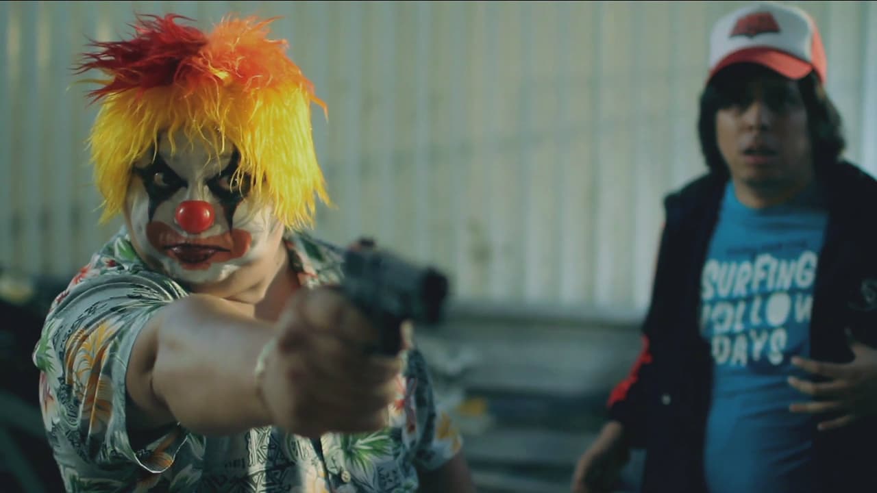 'Bombito' aprovecha la situación y logra derribar a Natalia sin herirla.