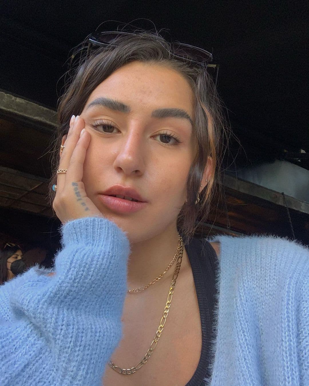 “Hoy sé que nadie más puede decidir sobre mi cuerpo y que no tengo que ser como nadie, ni compararme con nadie, que mi cuerpo es mi hogar, es mi lugar de paz. La libertad física y emocional que tengo ahora no la cambio por nada”, añadió.