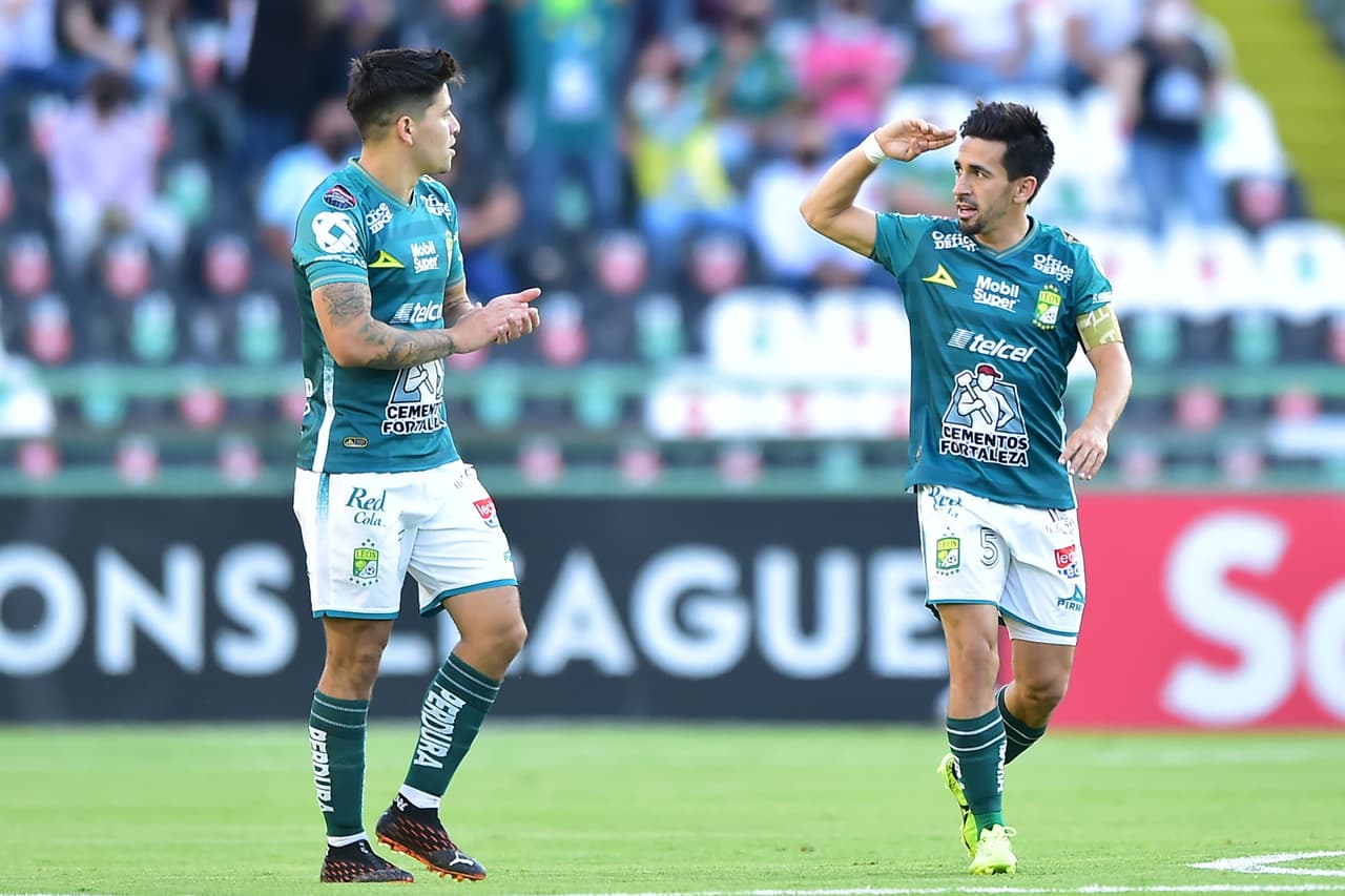 Fernando Navarro adelantó a los locales al minuto 25, pero una falta de concentración hace que Andrés Mosquera empate el encuentro con un lamentable autogol.