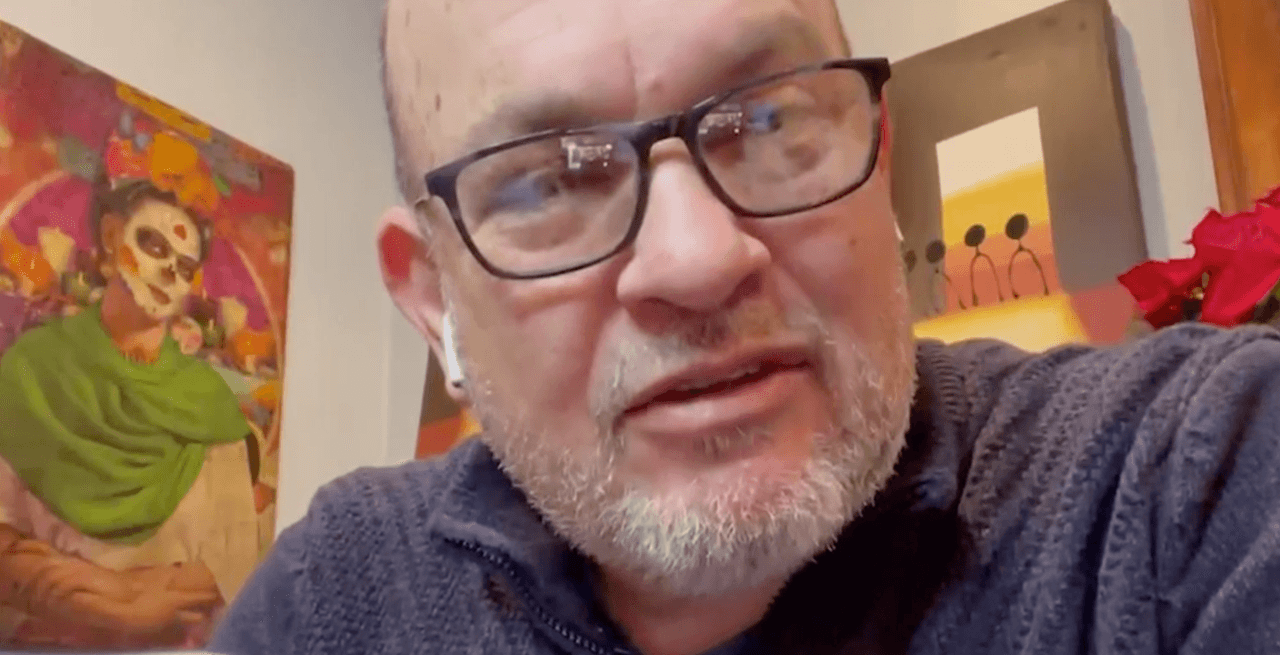 “Tiene alrededor de 20 restaurantes gracias a que don Samuel entrenó a esas personas para que abrieran esos restaurantes. Él creó un sistema empresarial”, declaró el presidente de la Cámara de Comercio Hispana de Illinois, Jaime Di Paulo.