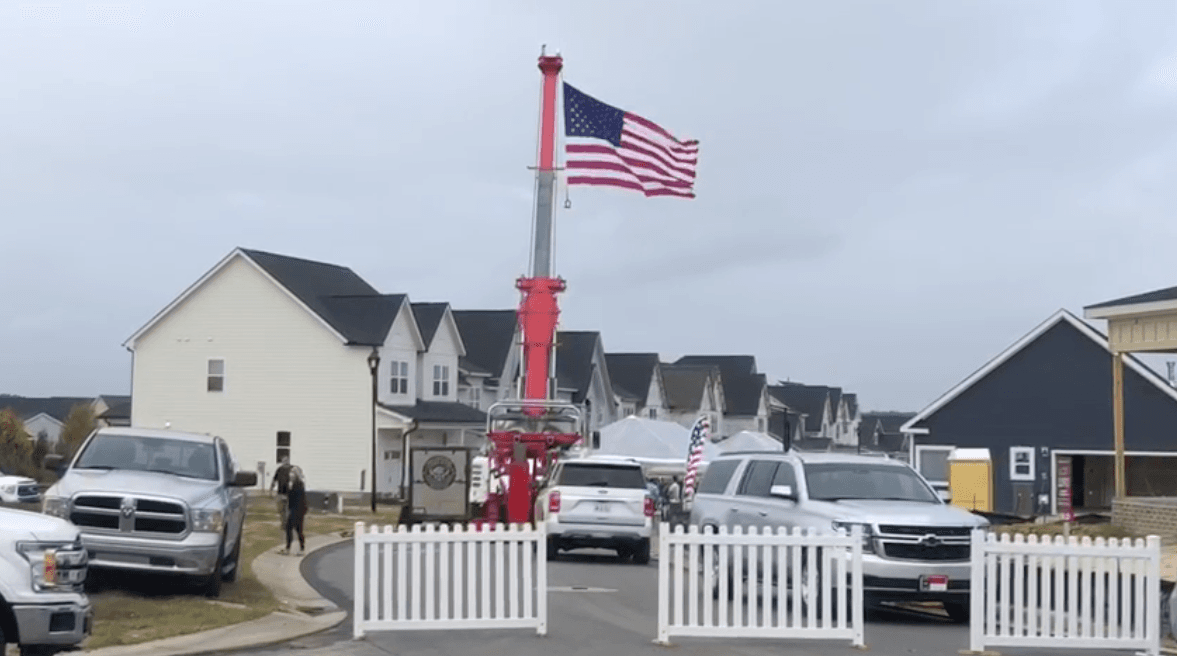 El soldado hispano es recordado como un excelente padre. Sus familiares también lo describen como un ser humano ejemplar con un gran sentido del humor.