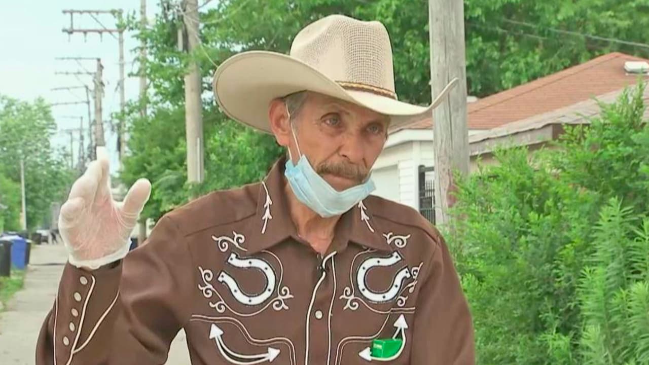 “La Virgencita de Guadalupe siempre me ha acompañado”: Paletero de Chicago recibirá donación de casi $60,000