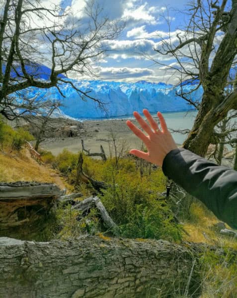 La actriz presumió su anillo en las redes sociales: "Quiero compartirles algo q me tiene feliz @rodrigoluque y yo estamos comprometidos y estamos viviendo un momento increíble en nuestras vidas".