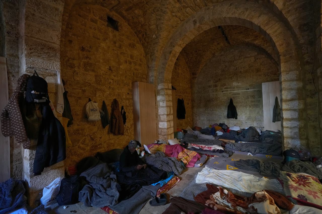 El gobierno libanés afirmó este martes que casi 760.000 personas se han registrado como desplazadas desde el estallido de la guerra entre Israel y el grupo proiraní Hezbolá.