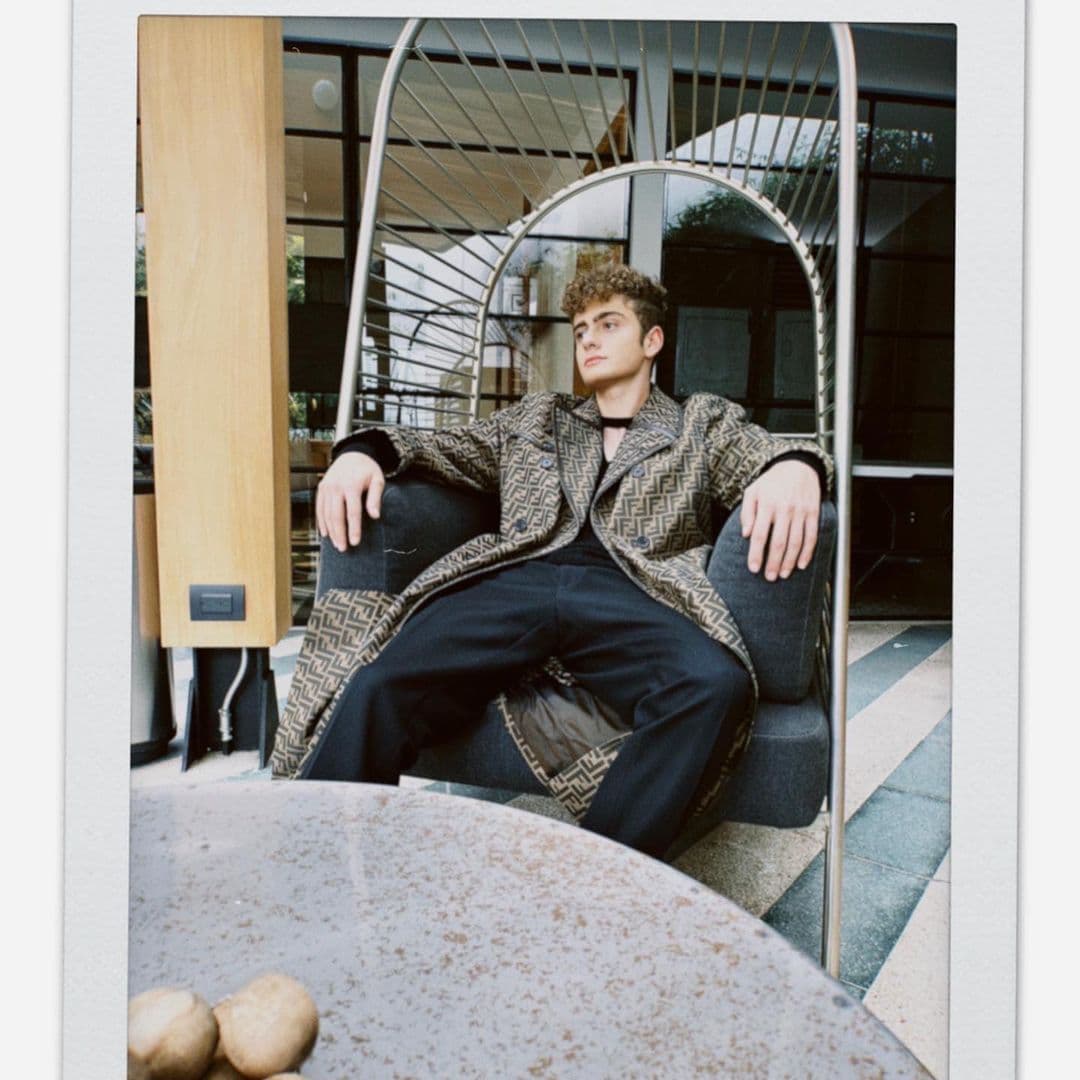 En el plano personal, la vida del
<b>único hijo de Erika Buenfil</b>, tuvo un vuelco tras
<b>conocer a su padre, Ernesto Zedillo Jr.</b>, quien según la actriz se desatendió de ella y del chico tras el embarazo.