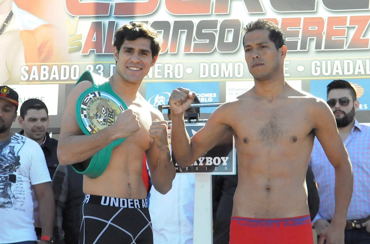 Adrián Estrella y Alfonso Pérez superan báscula para pelea este sábado