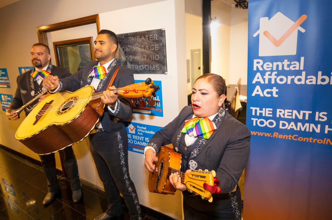 La evolución del mariachi ha sido tal, que entre su repertorio ya podemos escuchar boleros y cumbias colombianas.