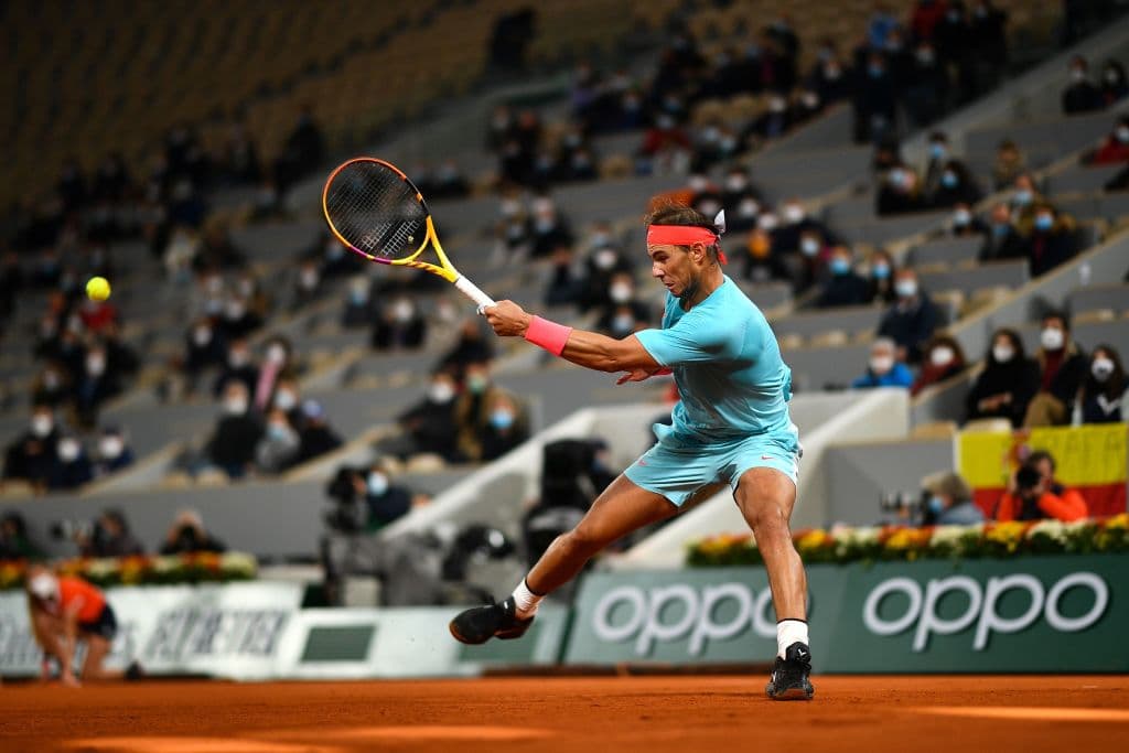 Rafael Nadal llega a su 13ª final en Roland Garros y derrota al serbio Novak Djokovic con parciales de 6-0, 6-2 y 7-5. El español levanta la copa número 13 de este certamen y suma 20 campeonatos de Grand Slam, ¡increíble!