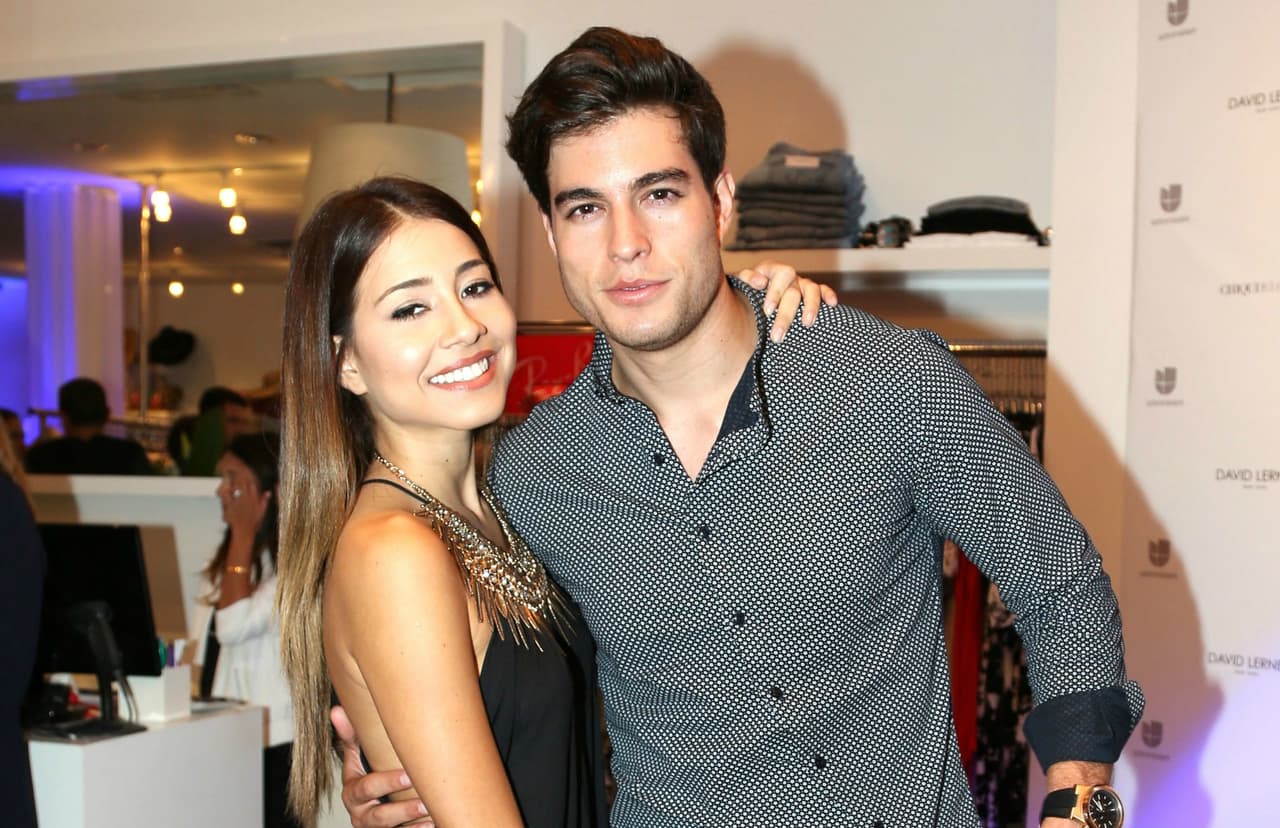 Danilo Carrera y su esposa viven un matrimonio lleno de amor