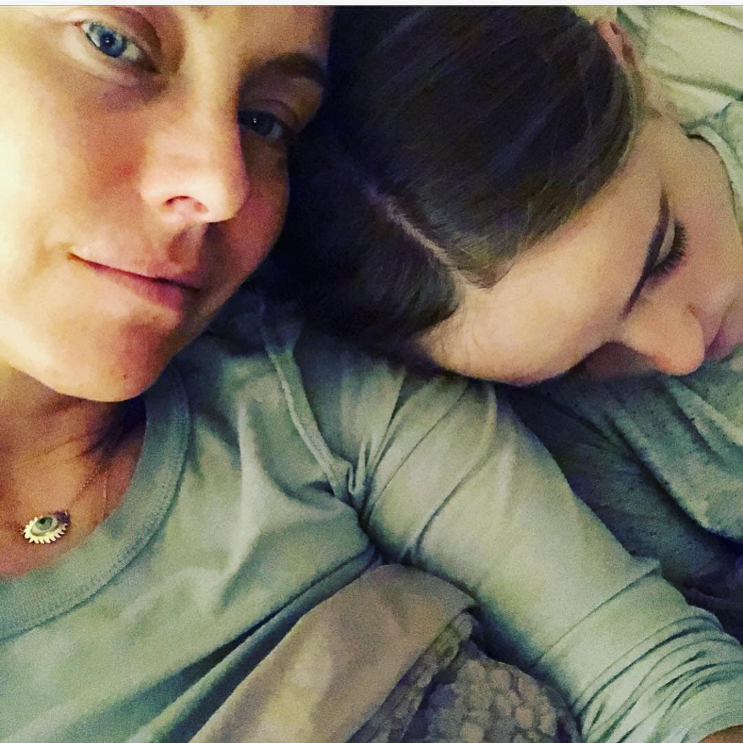 Dominika, igual que su hermana Ludwika, ha optado por resguardar la imagen de sus dos hijas.