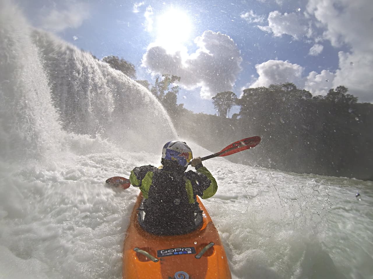 Chasing Niagara, o la vida y la muerte vistas desde un kayak