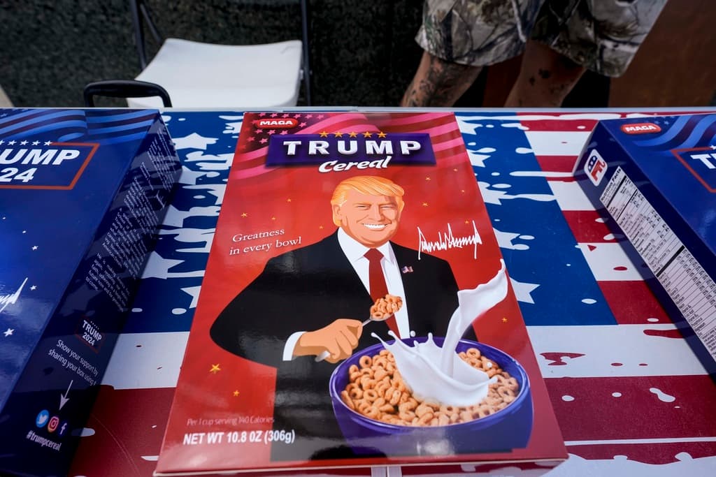 En uno de llos negocios venden cereal Trump 2024.