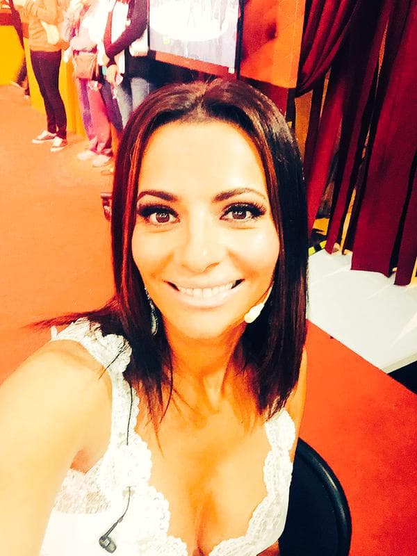 Su primer empleo fue peinar y hacerles cosquillas a sus tías y primos cuando era una niña.