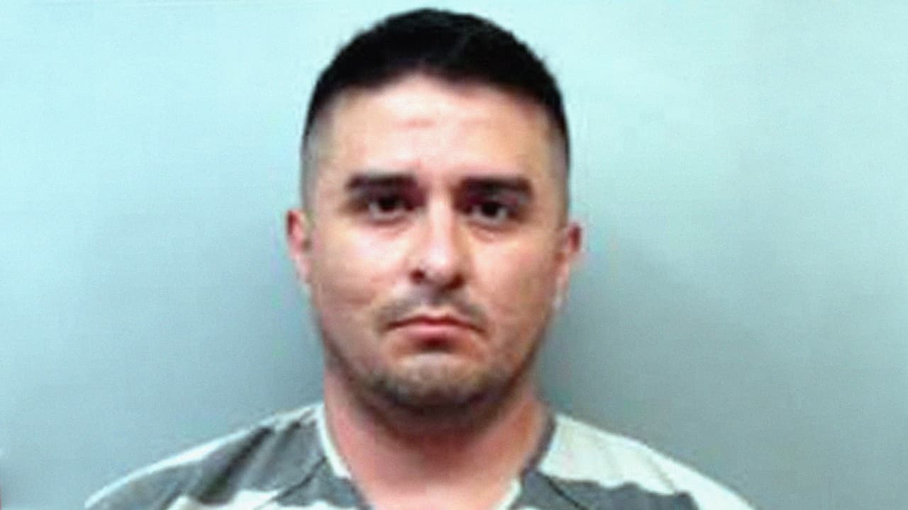 Una mujer agredida por el agente fronterizo acusado de asesinatos en serie fue quien ayudó a encontrarlo