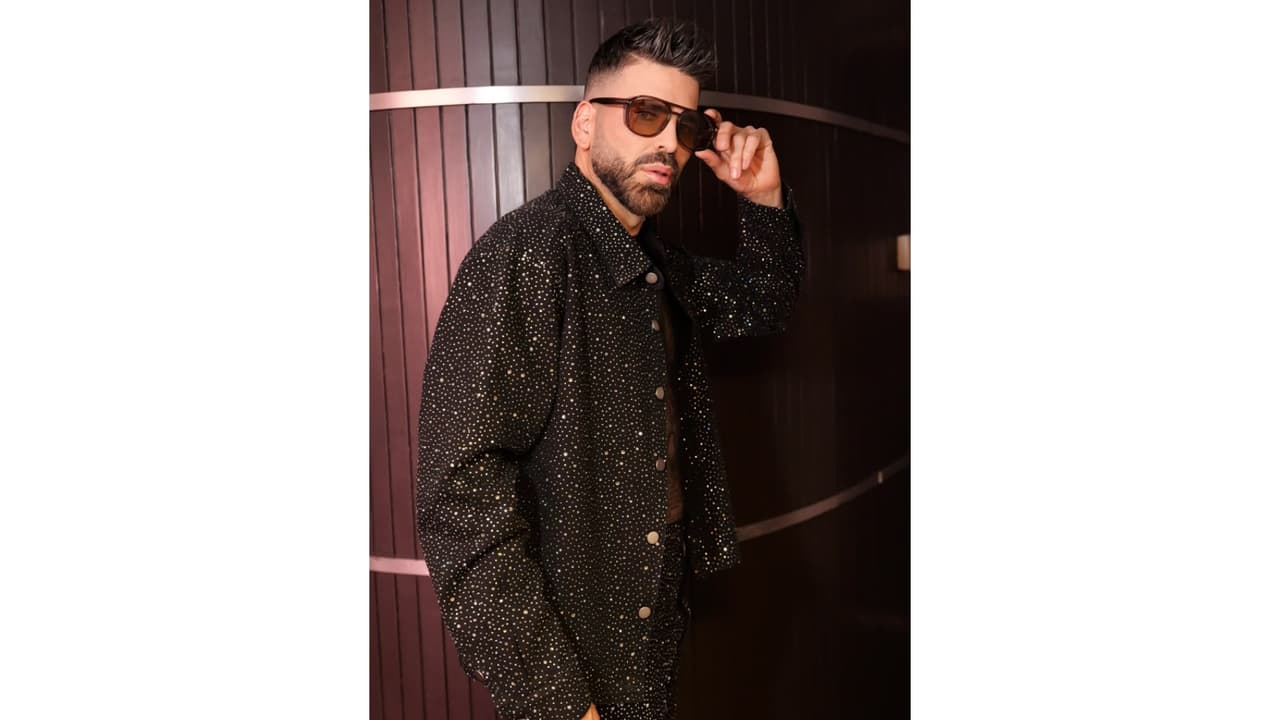 Jomari Goyso host Premios Juventud Backstage Livestream 2026