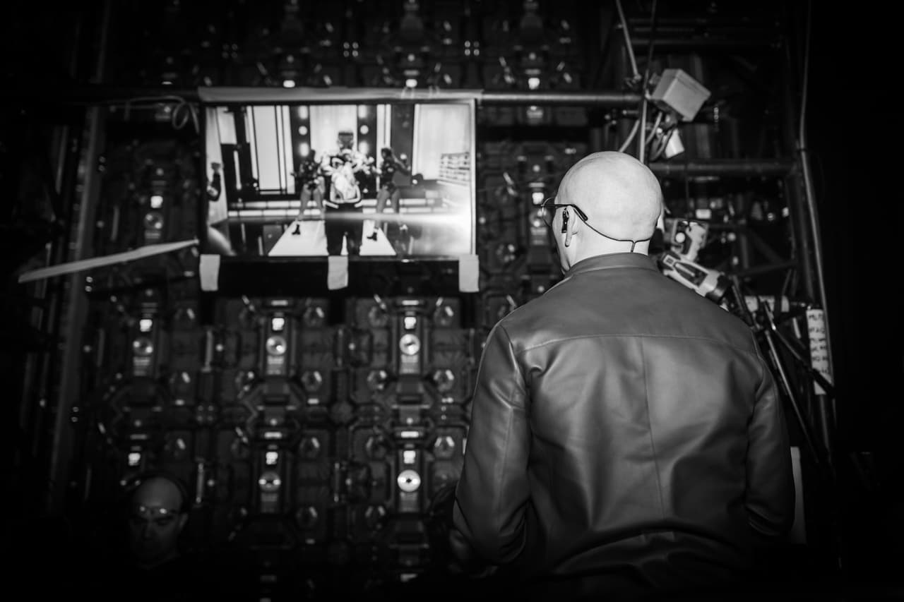 Pitbull antes de salir al escenario.