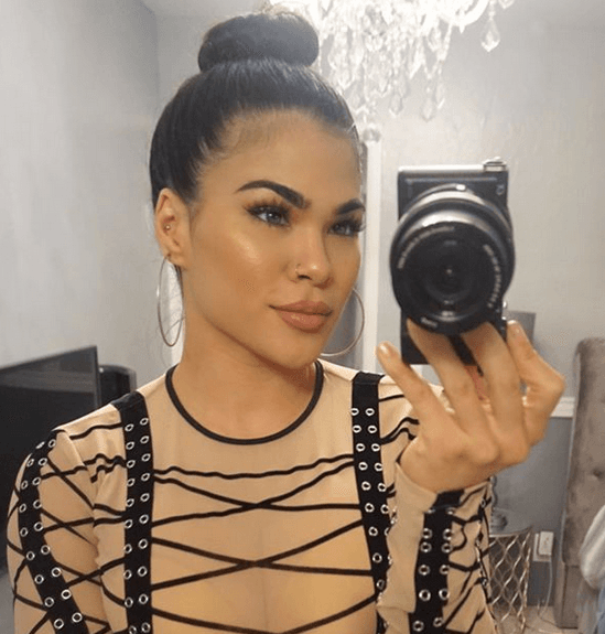 Ostovich y Berdon están casados desde abril de 2016 y tienen una hija, por lo que causó conmoción que el agresor fuera su pareja.