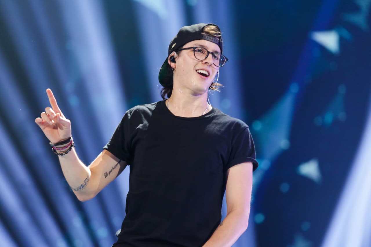 Están nominados en la categoría de Mejor Nuevo Artista y fácilmente pudieran llevarse el gramófono. ¿Será así? Sea como sea el crecimiento de estos chicos ha sido increíble desde que ganaron la primera temporada de La Banda. Te dejamos con lo mejor de su ensayo.