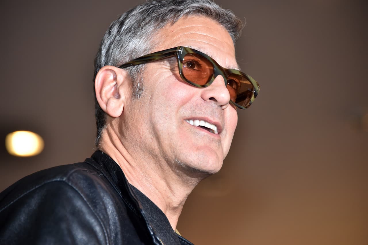 Si han escuchado de la iniciativa Oil Change que lucha contra la excesiva vinculación de Estados Unidos con el petróleo es porque George Clooney ha levantado la voz.