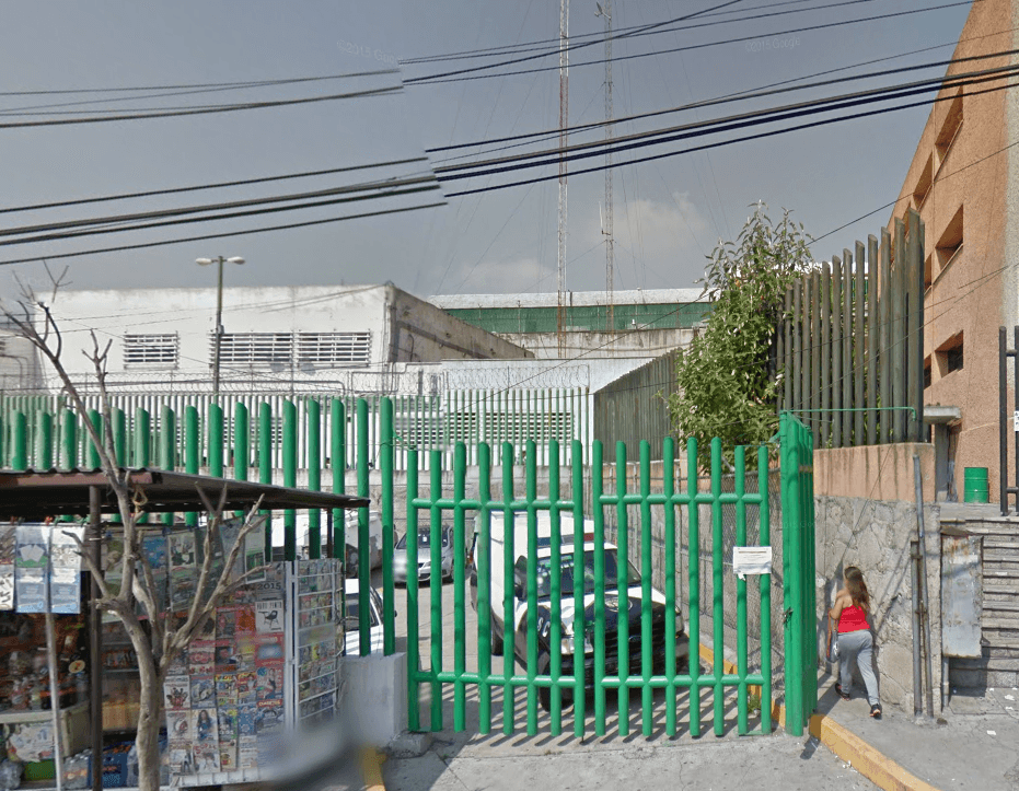 Tres presos se fugan tras motín en un penal del centro de México