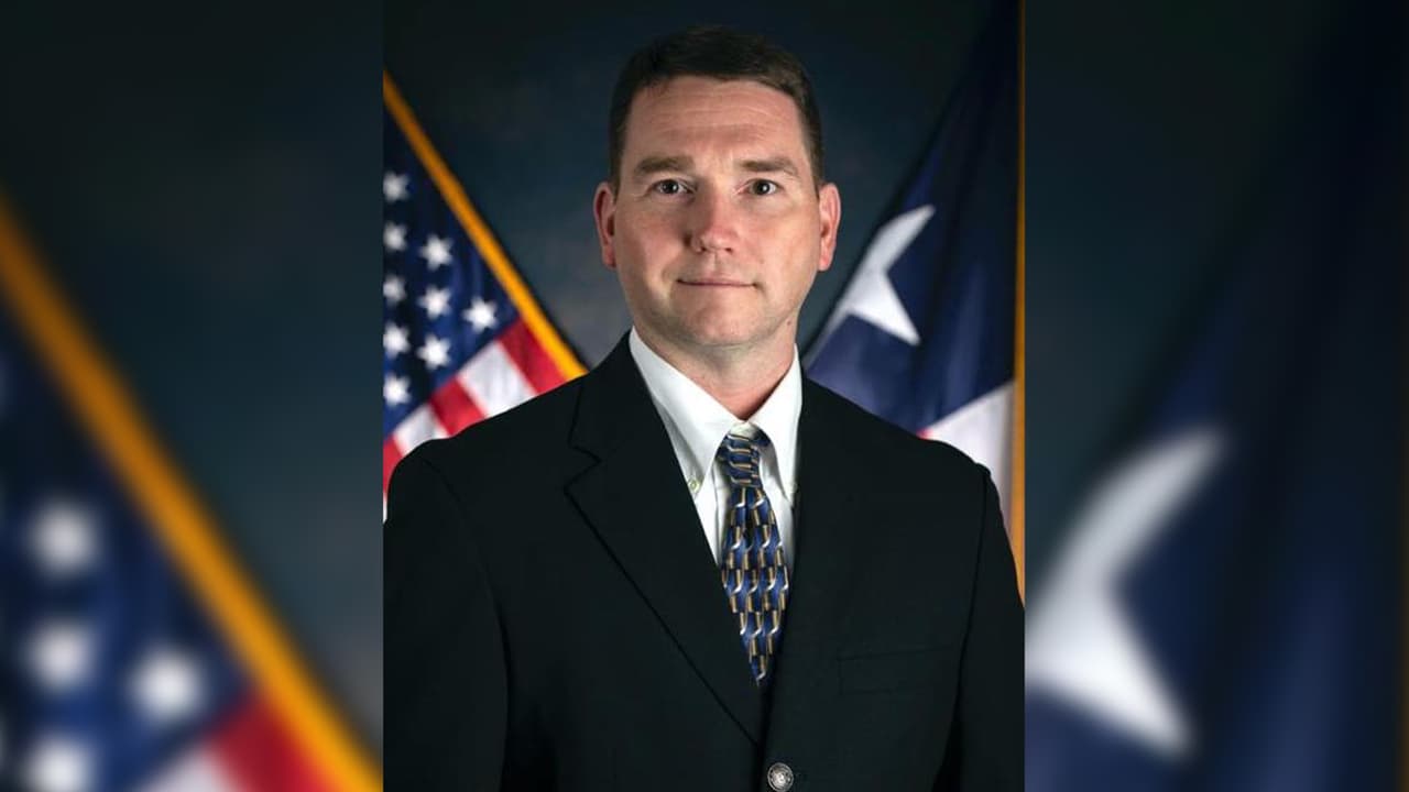 Muere en tiroteo un investigador del Departamento de Bomberos de Houston