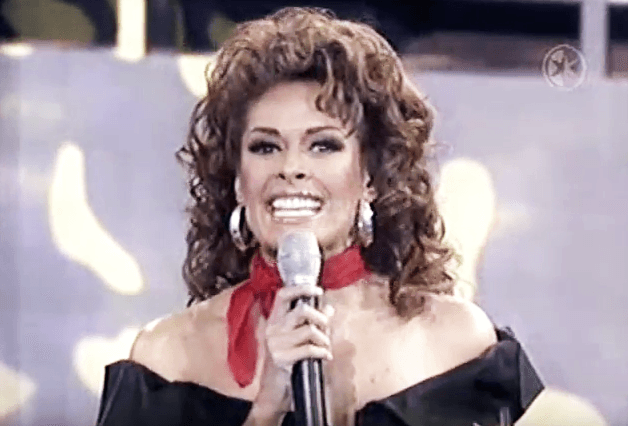 En 2007 comienza con la conducción de 'reality shows', convirtiéndose en una constante para Galilea. Su primero fue 'Buscando a Timbiriche, La Nueva Banda'.