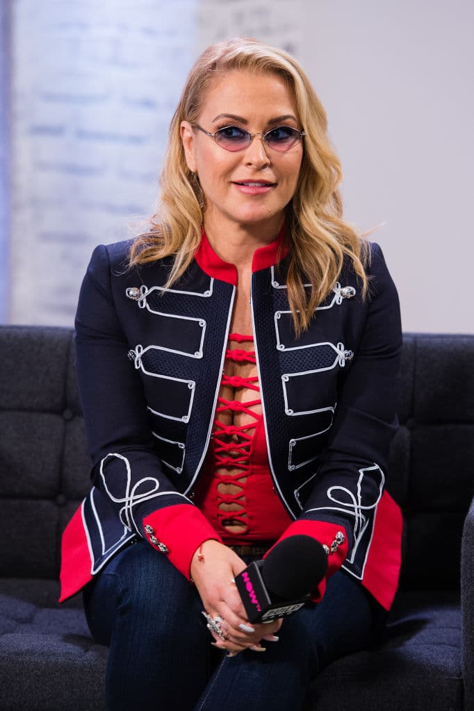 <b>Anastacia</b>: luego de esta experiencia, ella abrió el Fondo de Anastacia, para reunir dinero y donarlo a la Fundación para la Investigación de Cáncer de Mama.