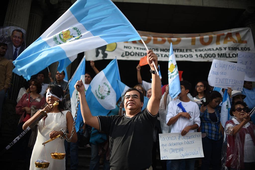 Creciente intolerancia ante la corrupción en America Latina