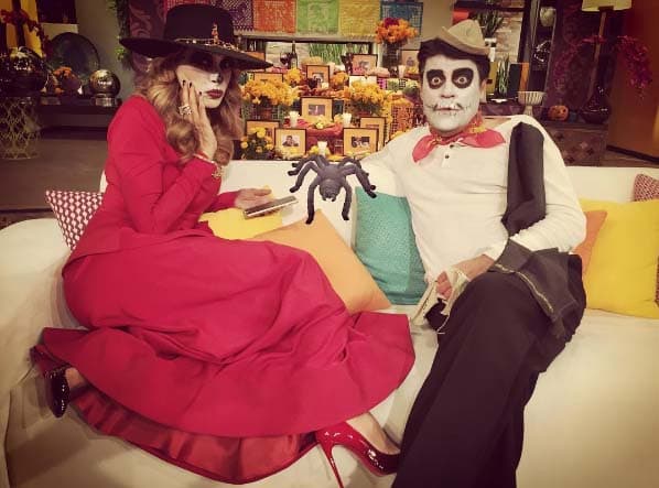 Nuestra María Félix y Cantinflas se relajaron en los comerciales en compañía de una gran araña.