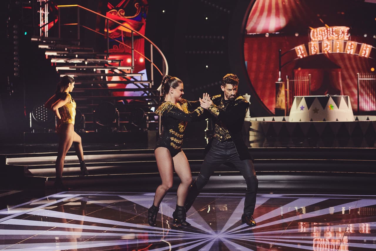 El español volvió a lucirse y ahora con una coreografía en la que interpretó a un domador de circo.