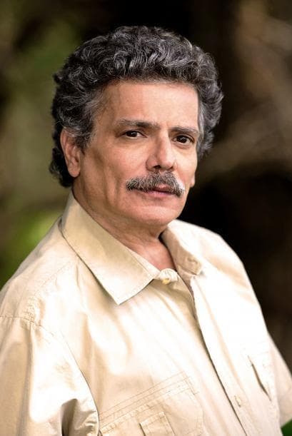 Desafortunadamente cayó en los excesos y las adicciones y eso comenzó a deteriorarlo físicamente.