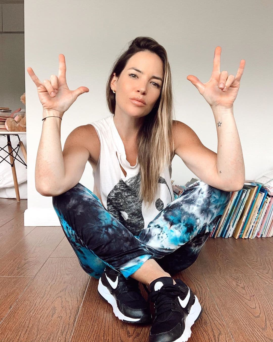 El melodrama relata la historia de la millonaria Altagracia del Toro, quien es acusada del asesinato del padre Sebastián, y bautizada como 'La mujer de Judas' por un periodista que se encontró una estatua rota de San Judas Tadeo en el templo.