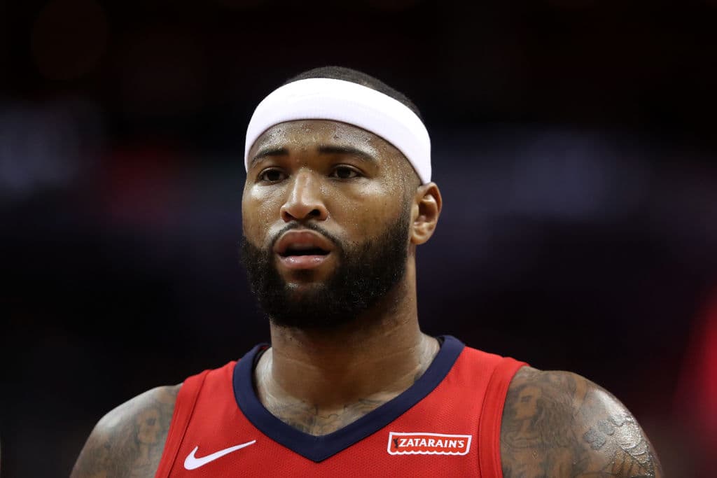 4)
<b>DeMarcus Cousins</b>. Cambiar la oferta de los New Orleans Pelicans por los Golden State Warriors, de menor valía, le costó muchas críticas a
<i>DMC</i>, pero no cabe duda que es una gran adquisición.