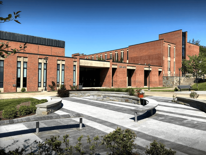 <b>SUNY Oneonta</b>
<br>108 Ravine Parkway, Oneonta, NY