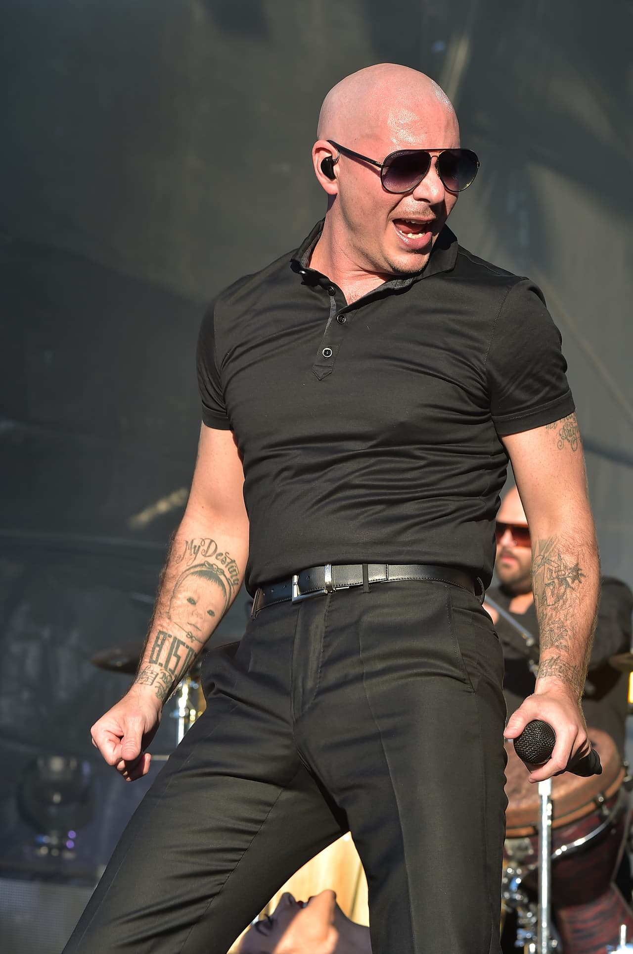 Ricky Martin, Pitbull, William Levy, Romeo Santo y William Valdés saben muy bien cómo lucir perfector en cada aparición pública.