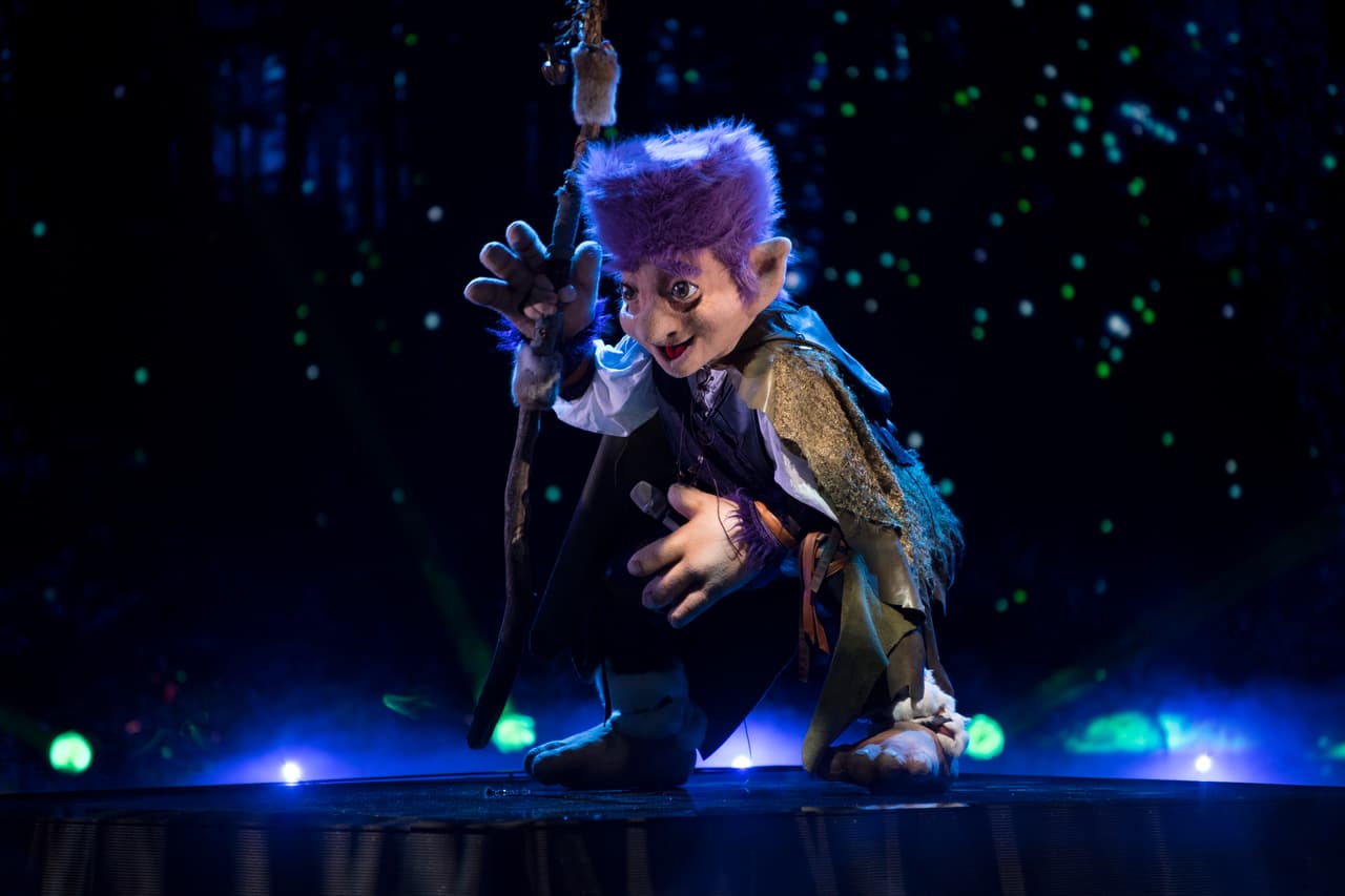 Duende también hizo lo suyo con el tema 'Amorfoda' y al verlo en acción los 'investigadores' hicieron hincapié en que se trataba de un actor de teatro.