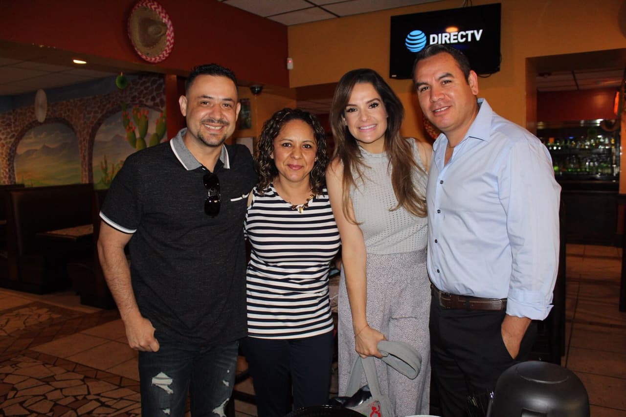 <b><a href="https://www.univision.com/temas/pancho-mercado">Pancho </a></b>y
<b><a href="https://www.univision.com/temas/maria-esther">Maria Esther</a></b> jamás se imaginaron el recibimiento que les darían sus seguidores en Chicago.