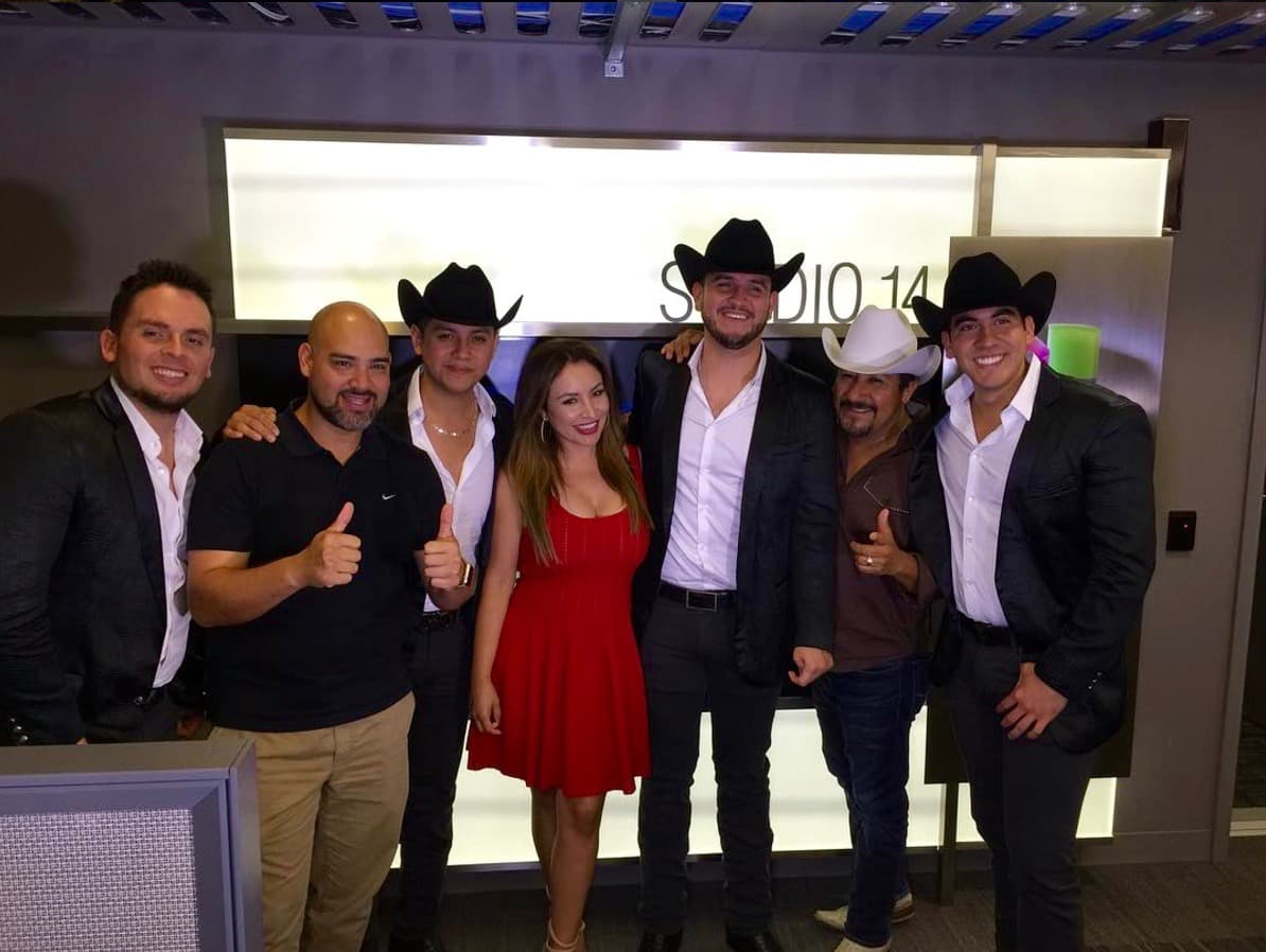 Visita de nuestros compas de Calibre 50.