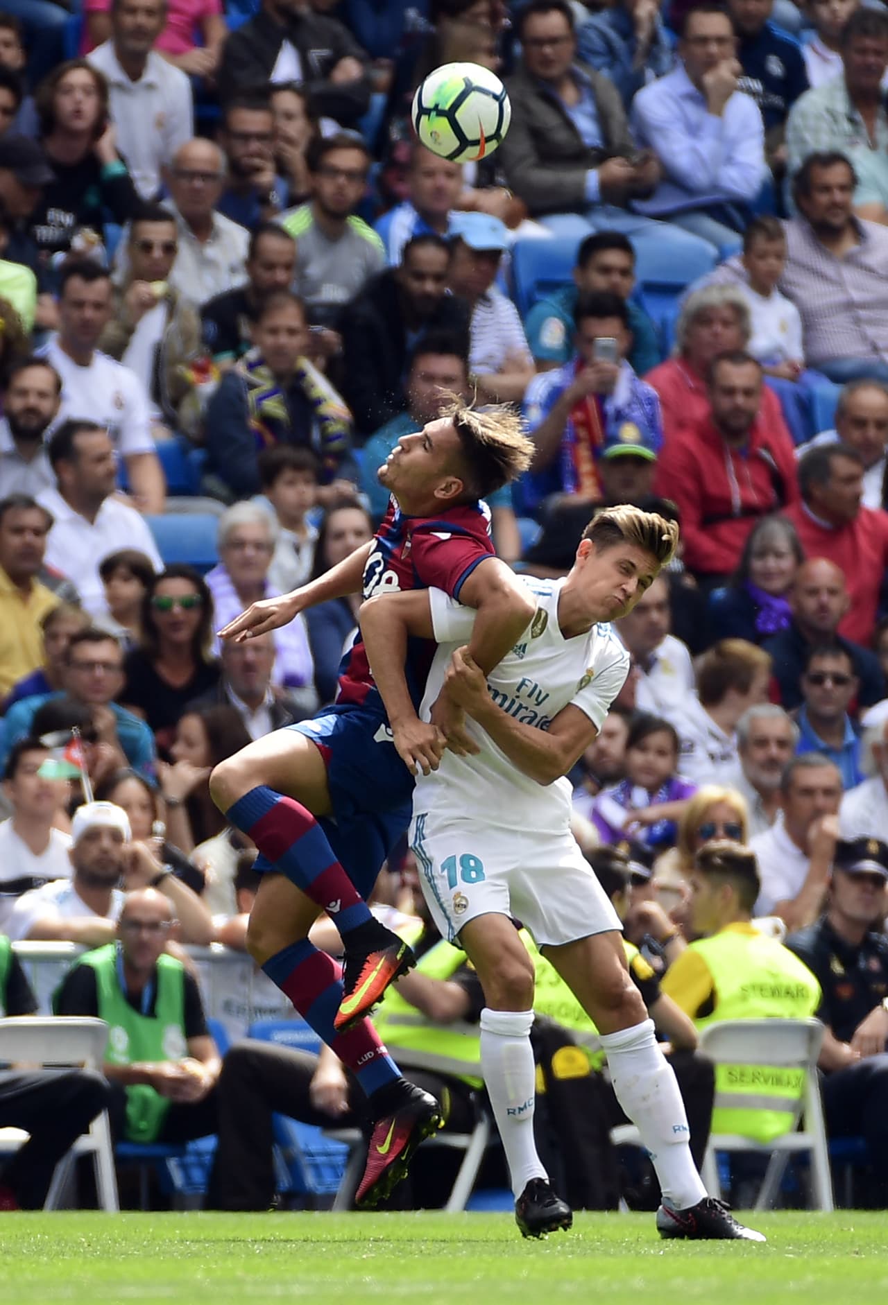 La presencia de Toni Kroos, Luka Modric, Mateo Kovacic, entre otros, lo ha marginado en el equipo de Zinedine Zidane. Equipos como Chelsea y Tottenham Hotspur estarían interesados en su contratación.