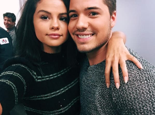 Su selfie cono Selena Gómez ha sido uno de los más exitosos de su cuenta oficial de Instagram.