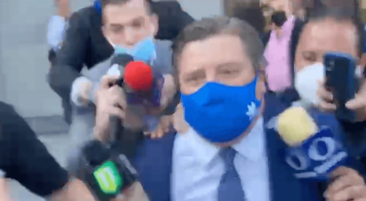 Miguel Herrera ya llegó a Monterrey para firmar con Tigres