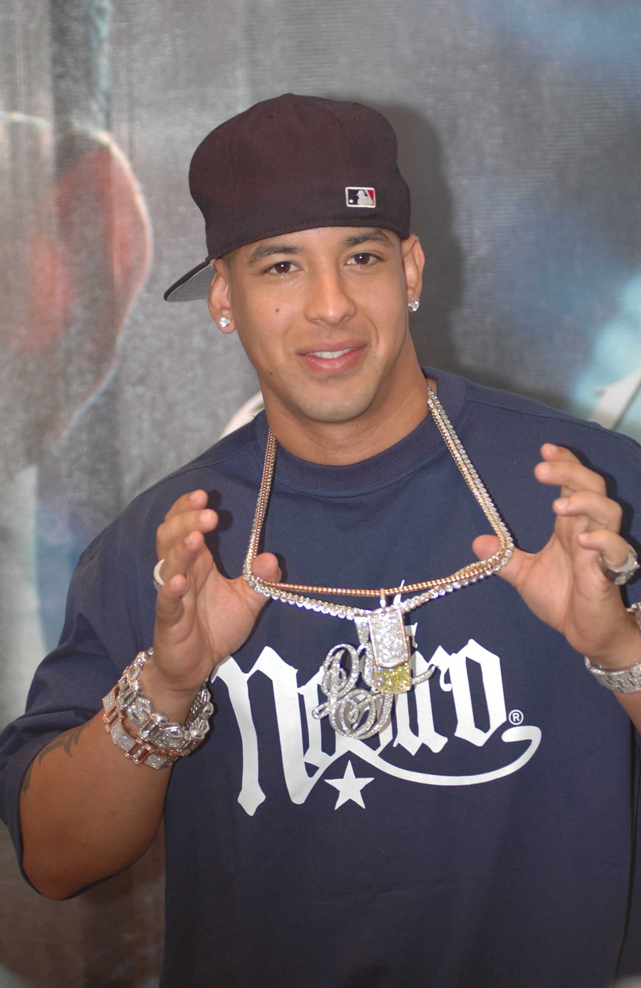 El ícono mundial no sólo ha destacado por sus éxitos musicales, también lo ha hecho por su compromiso social y papel humanitario
<br>