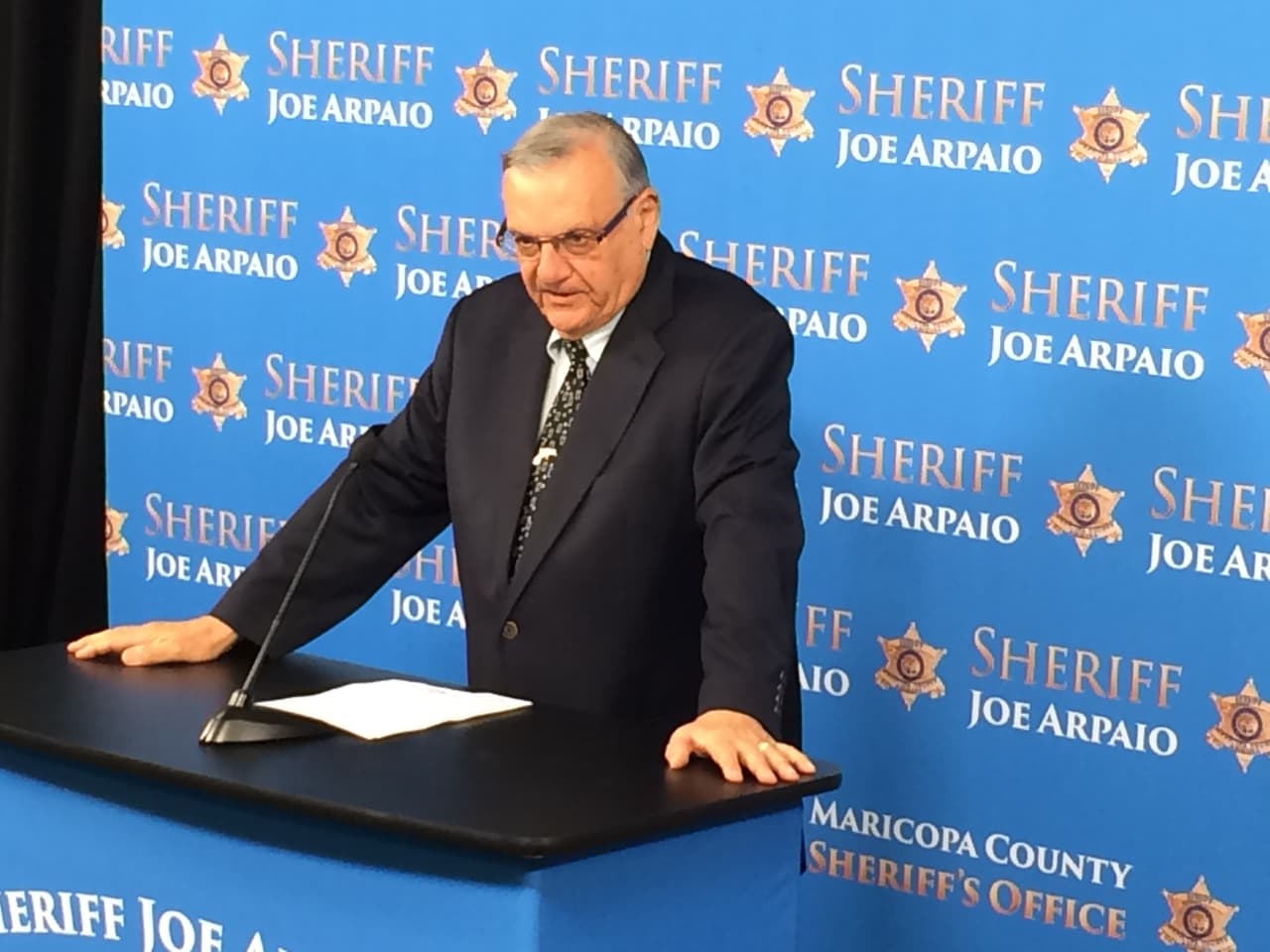 Una madre y sus dos hijos fueron encontrados sin vida al interior de una residencia en Arizona