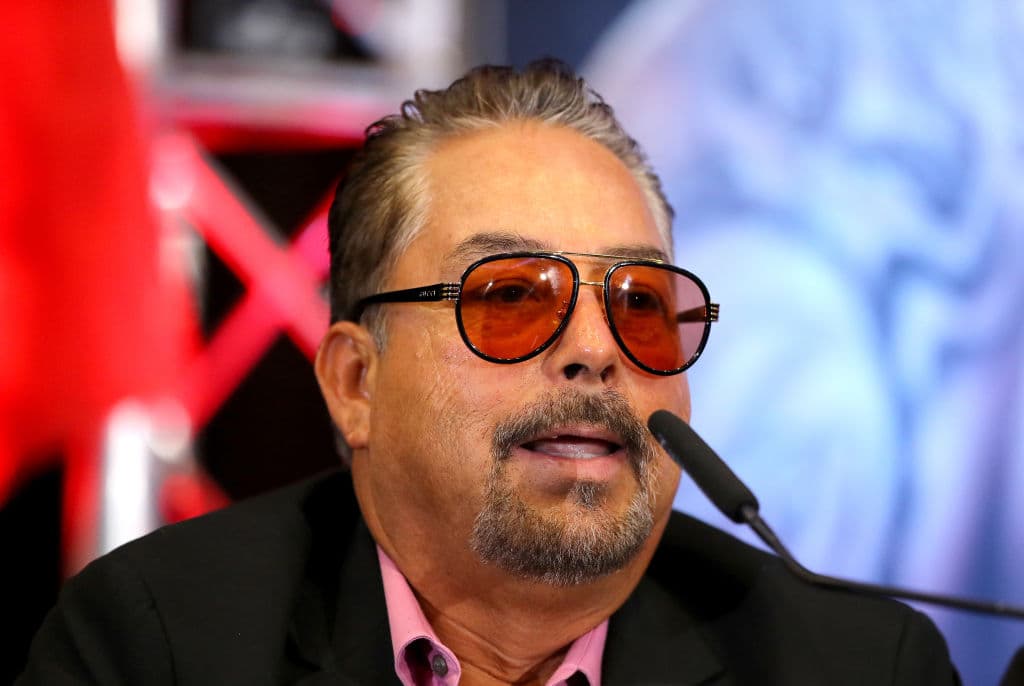 “
<b>Andy</b> pensaba que iba a estar bien con este peso para la pelea. Le dije un mes antes que no le iba a ir bien con ese peso. Que iba a ser muy duro, porque se va a cansar más y no iba a tener los movimientos”, contó su papá.