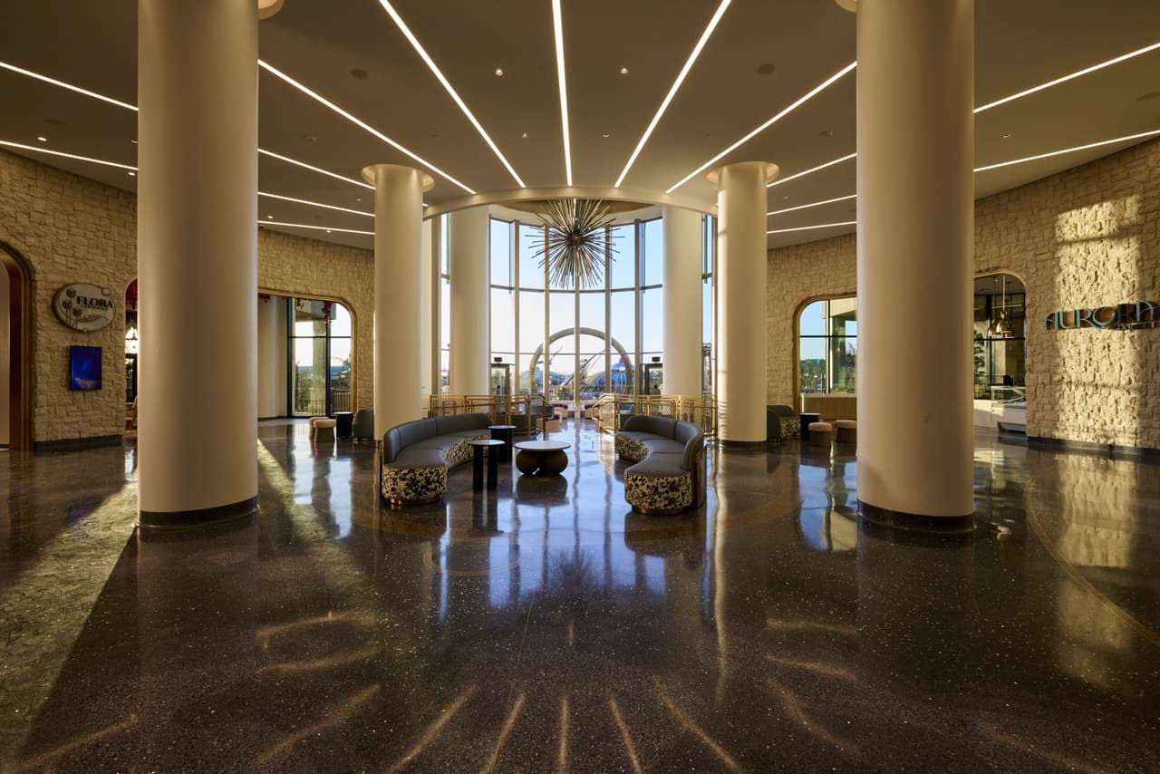 <b>Beneficios exclusivos para huéspedes: </b>Incluye admisión anticipada a Epic Universe (desde el 23 de mayo), transporte gratuito y otros privilegios de Universal Orlando.