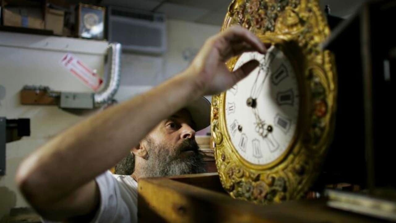 ¿Cuándo cambiamos al horario de invierno? Prepárate para atrasar tus relojes una hora