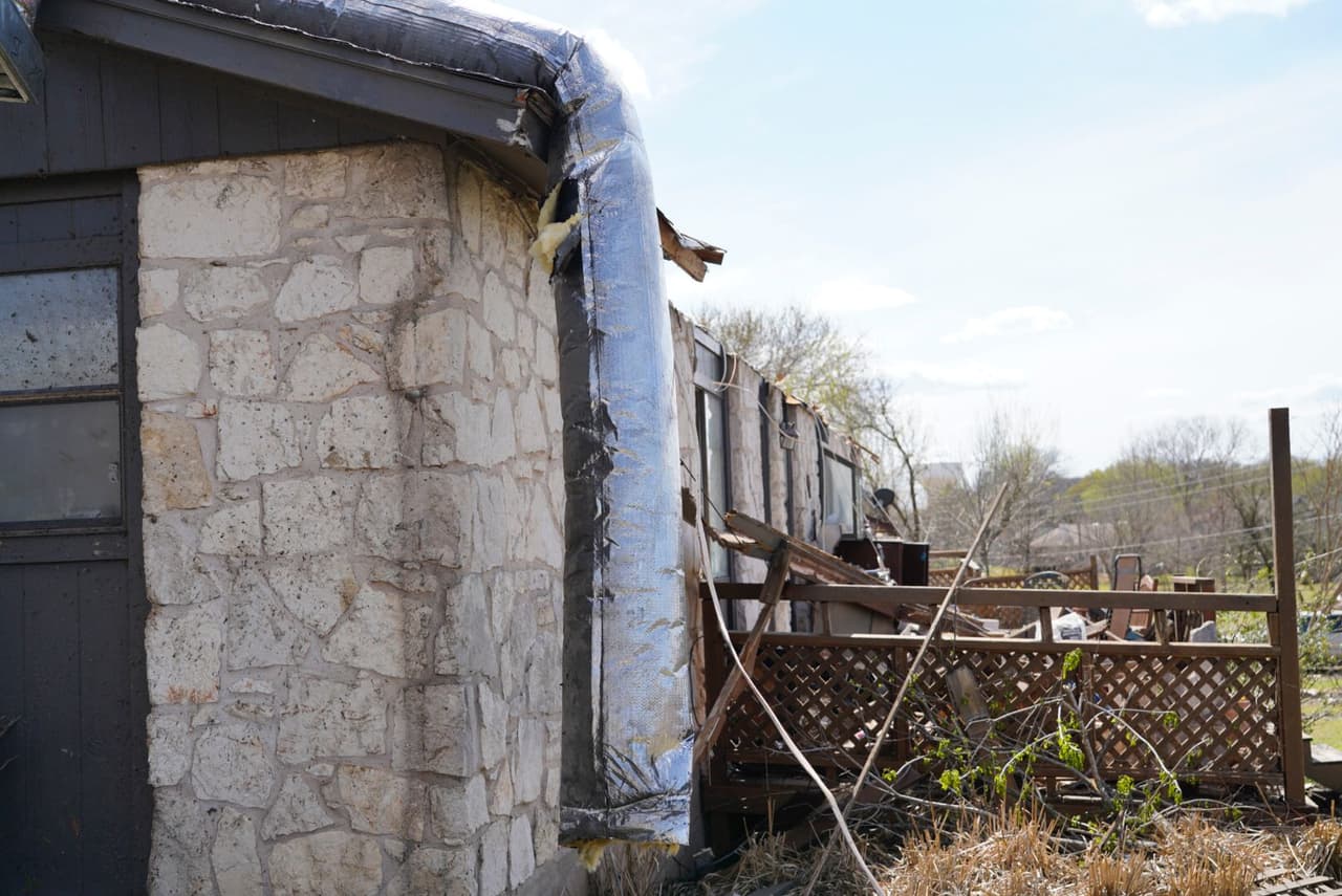 Muchas familias perdieron sus pertenencias y sus hogares.