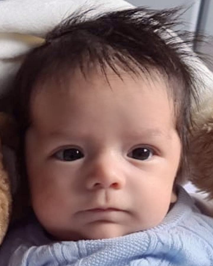 También, reconoció que
<b>ha hecho cosas con su hijo que antes decía que jamás haría</b>, como traerlo en puro pañal o cargarlo todo el tiempo.
<br>