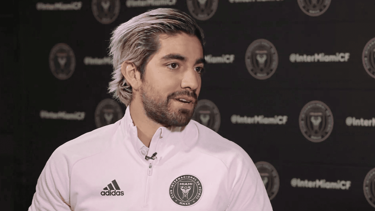 Rodolfo Pizarro realizó su examen de titulación