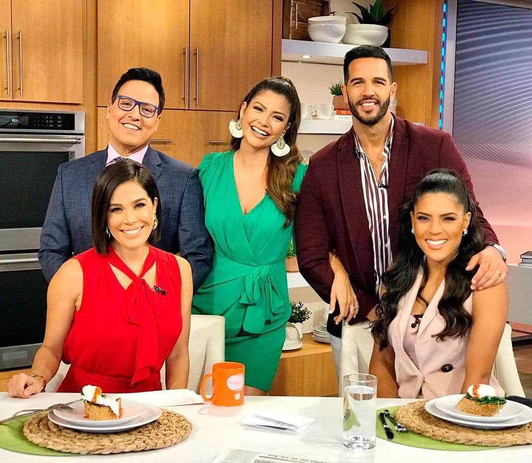 Sus compañeros y amigos le mostraron su admiración y cariño con aplausos y palabras de aliento. No solo en el programa, sino también en redes sociales.